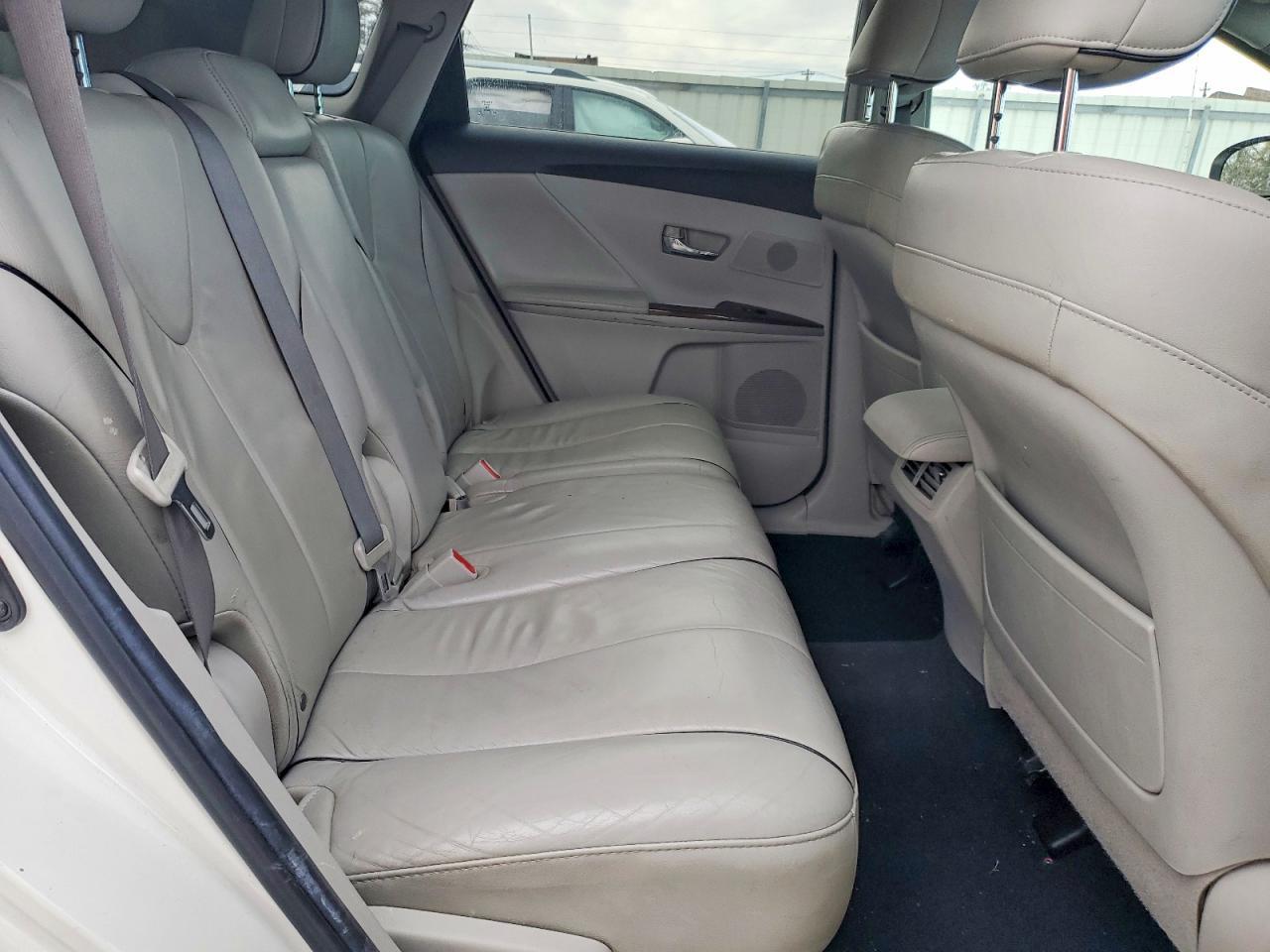 2011 TOYOTA VENZA