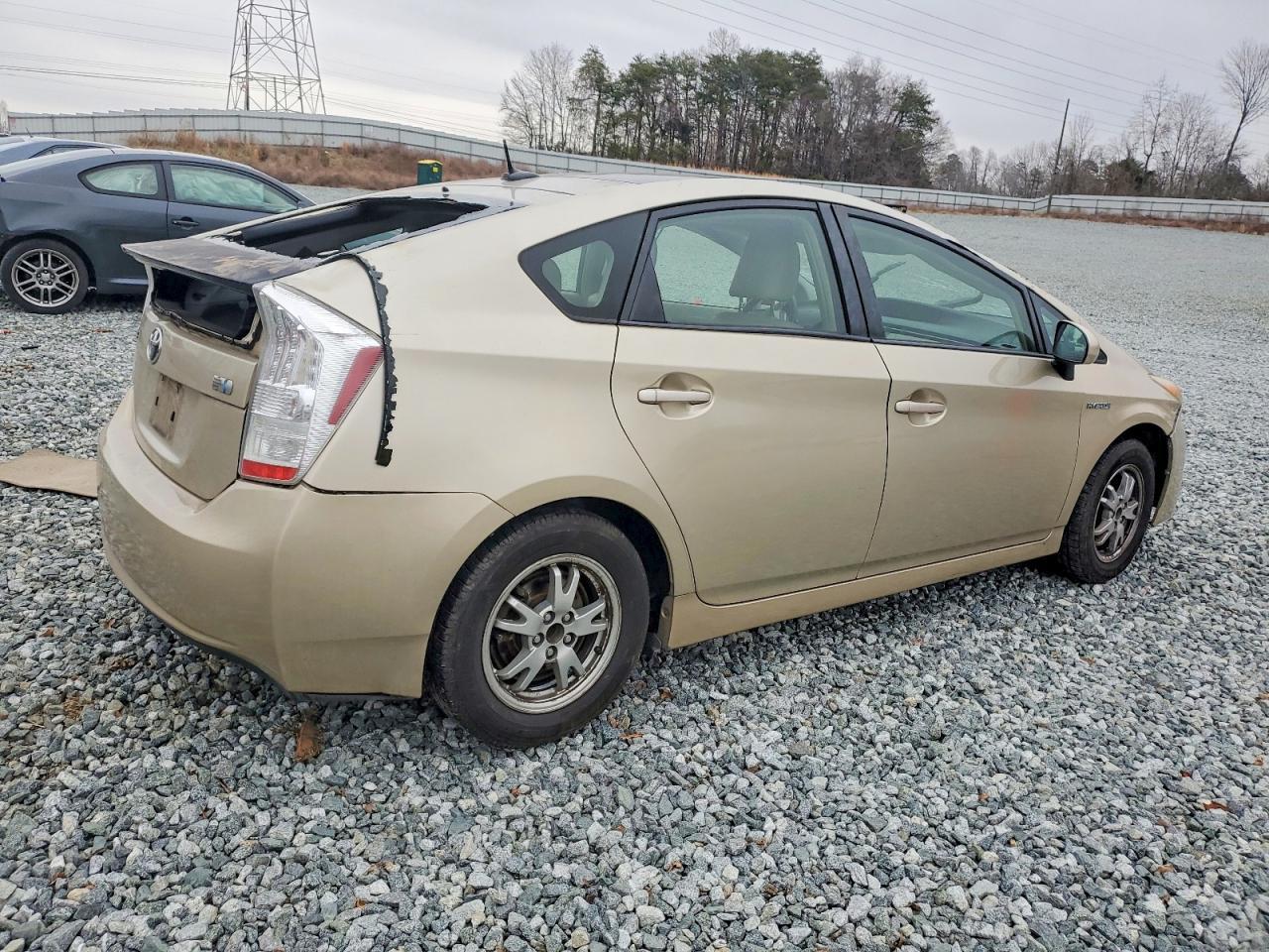 2010 TOYOTA PRIUS