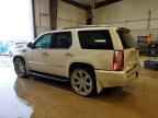 2010 CADILLAC ESCALADE