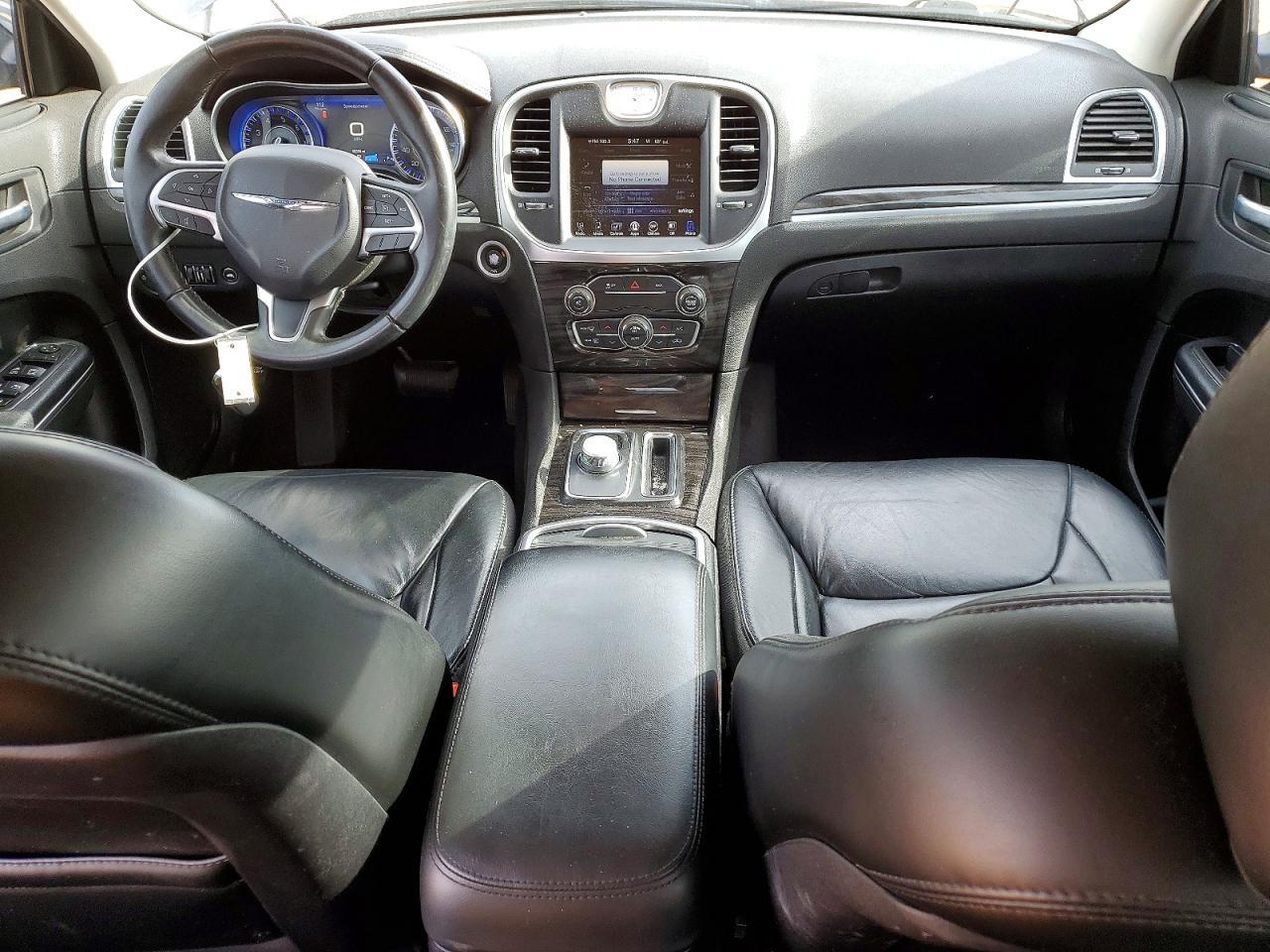 2016 CHRYSLER 300