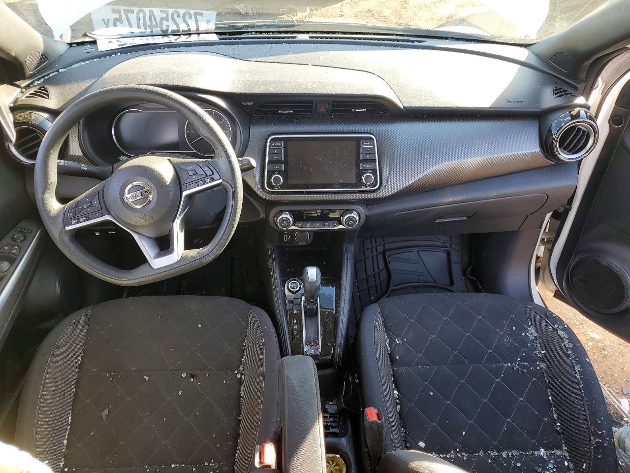 2019 NISSAN KICKS