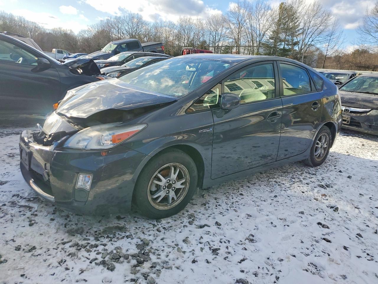 2011 TOYOTA PRIUS