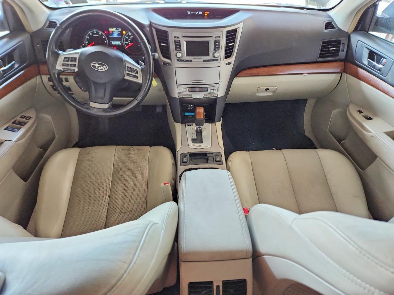 2013 SUBARU Outback