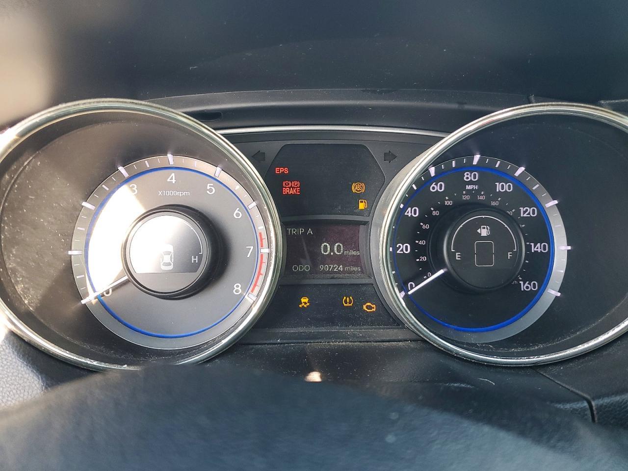 2011 HYUNDAI SONATA