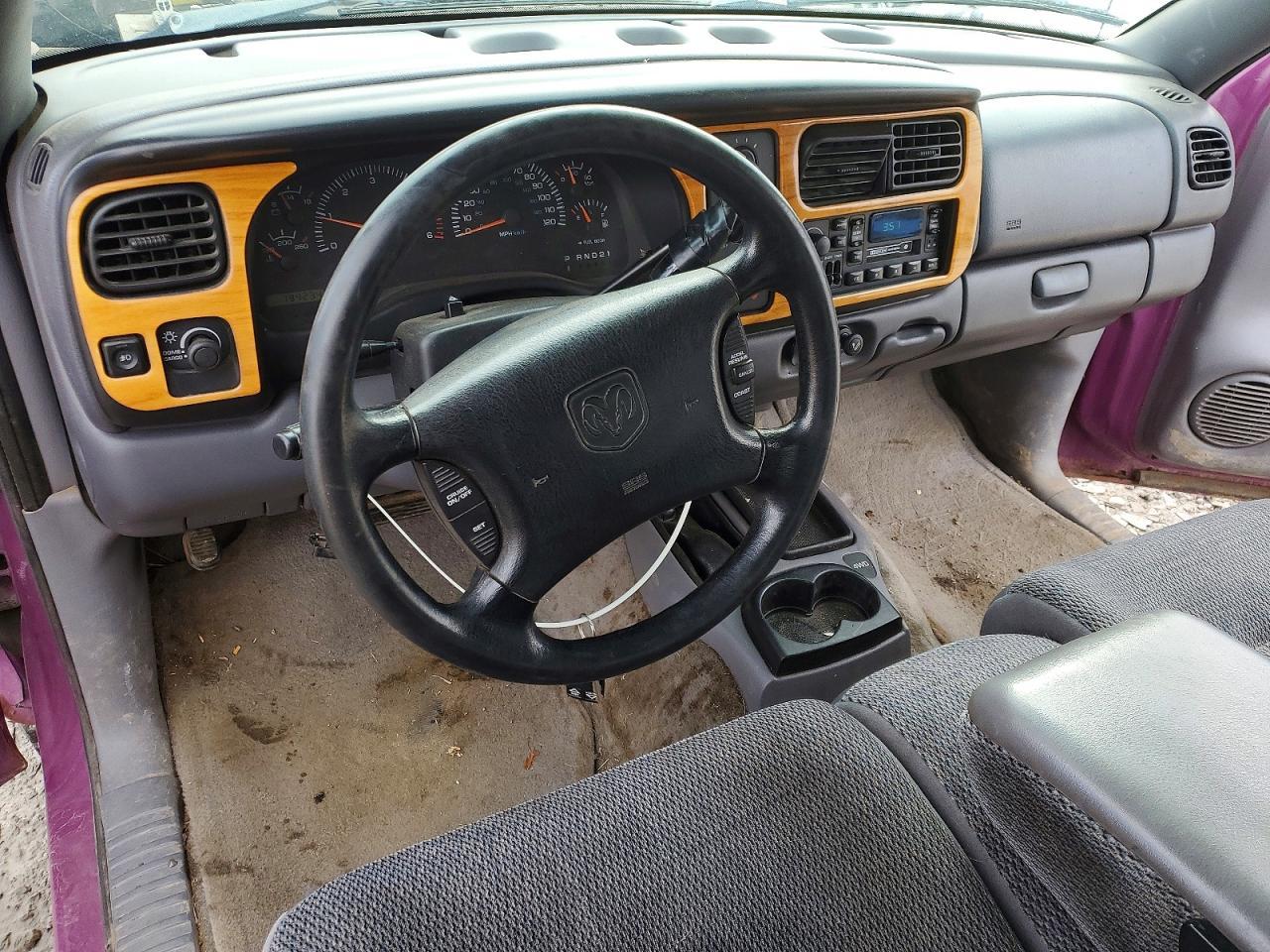 1997 DODGE Dakota