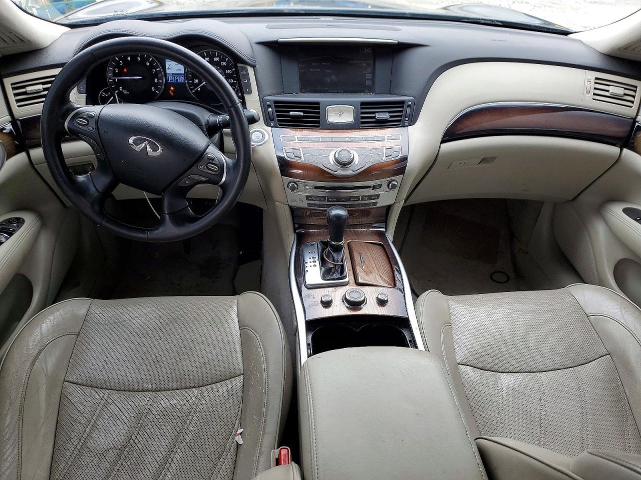 2012 INFINITI M37