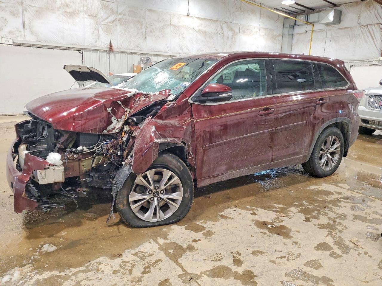 2016 TOYOTA HIGHLANDER