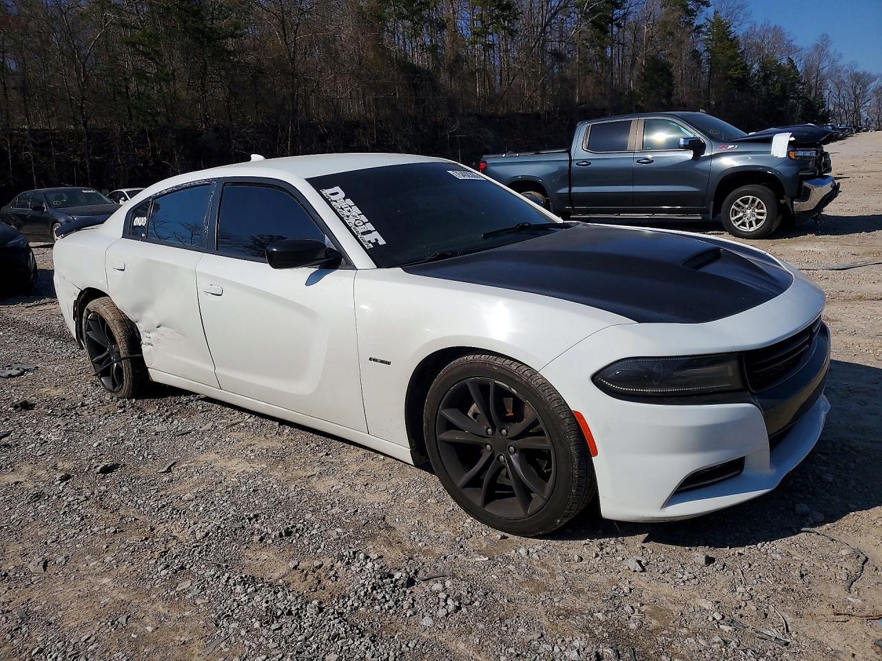 2016 DODGE CHARGER