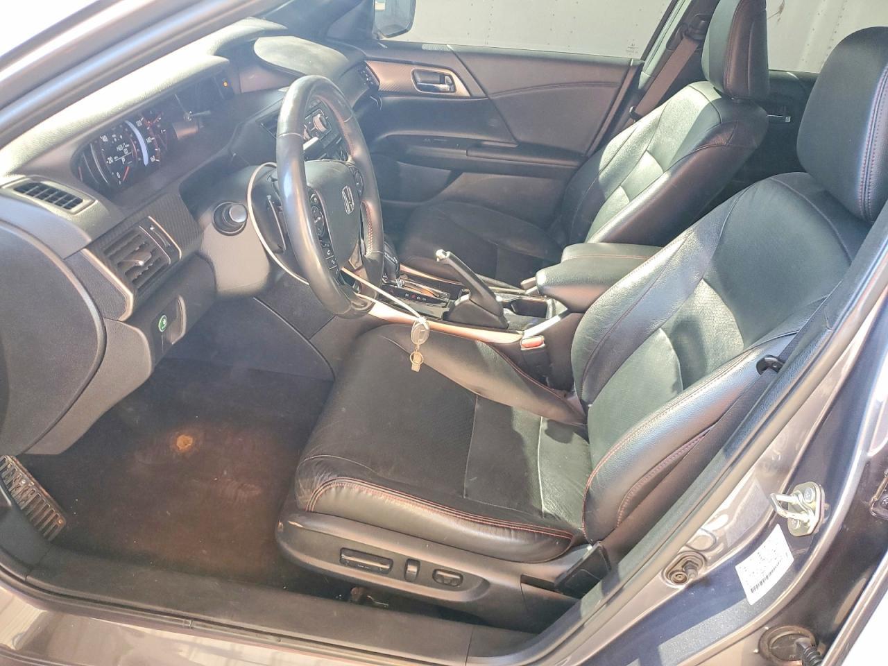 2017 HONDA ACCORD