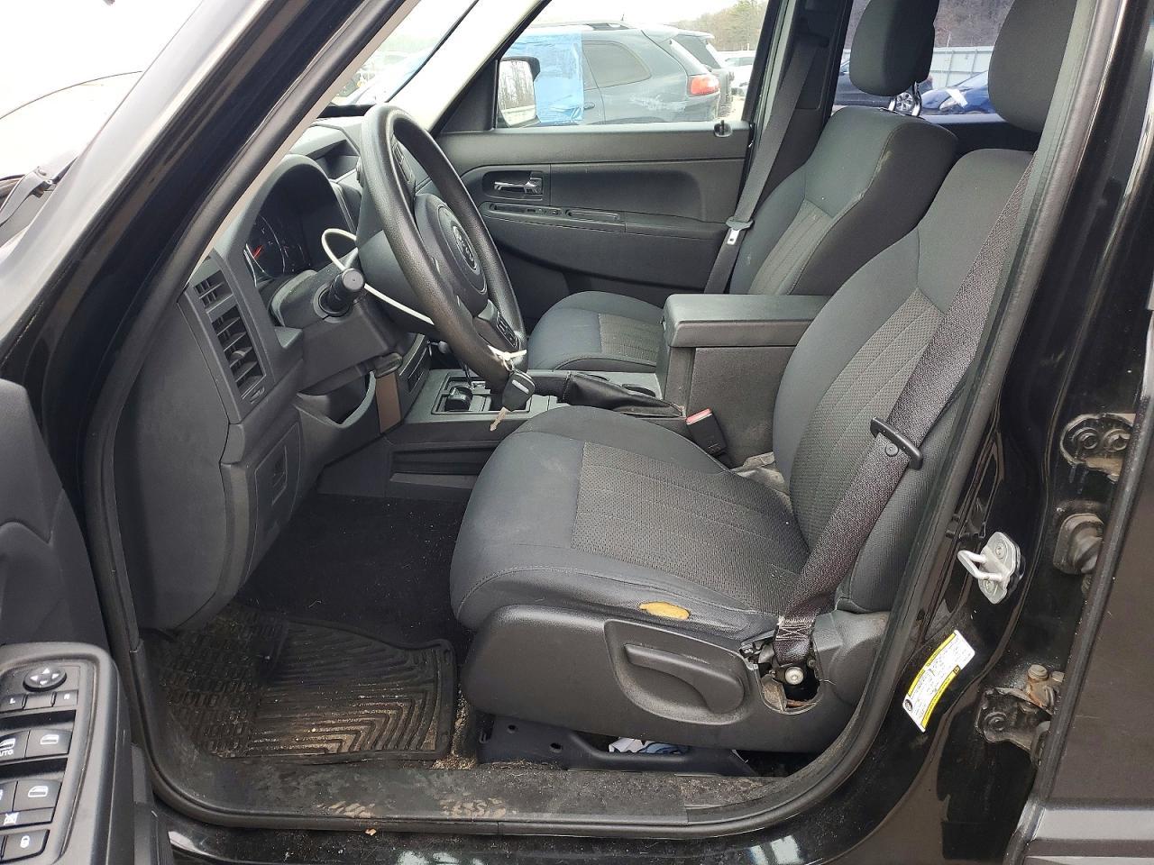 2012 JEEP Liberty