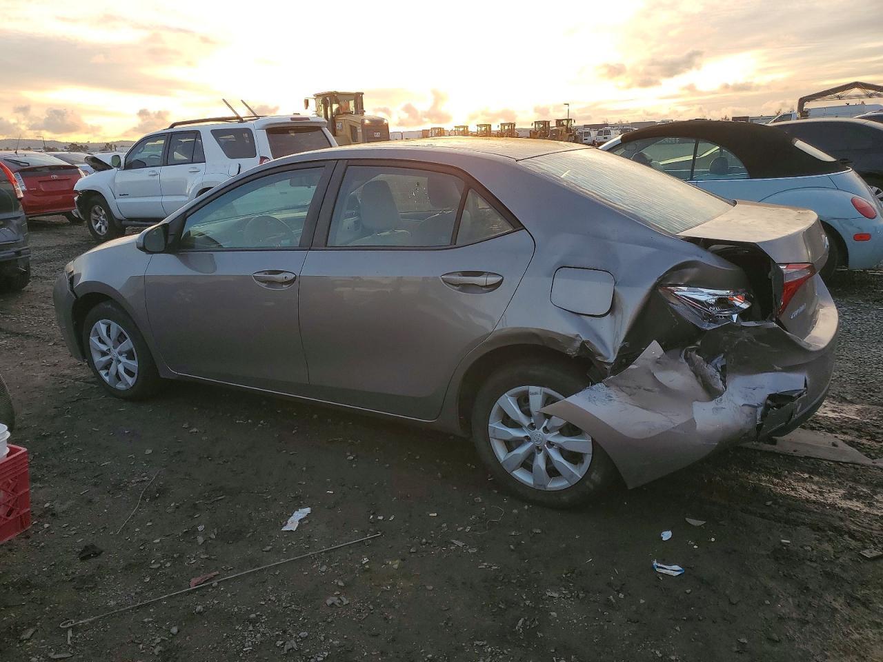 2016 TOYOTA COROLLA