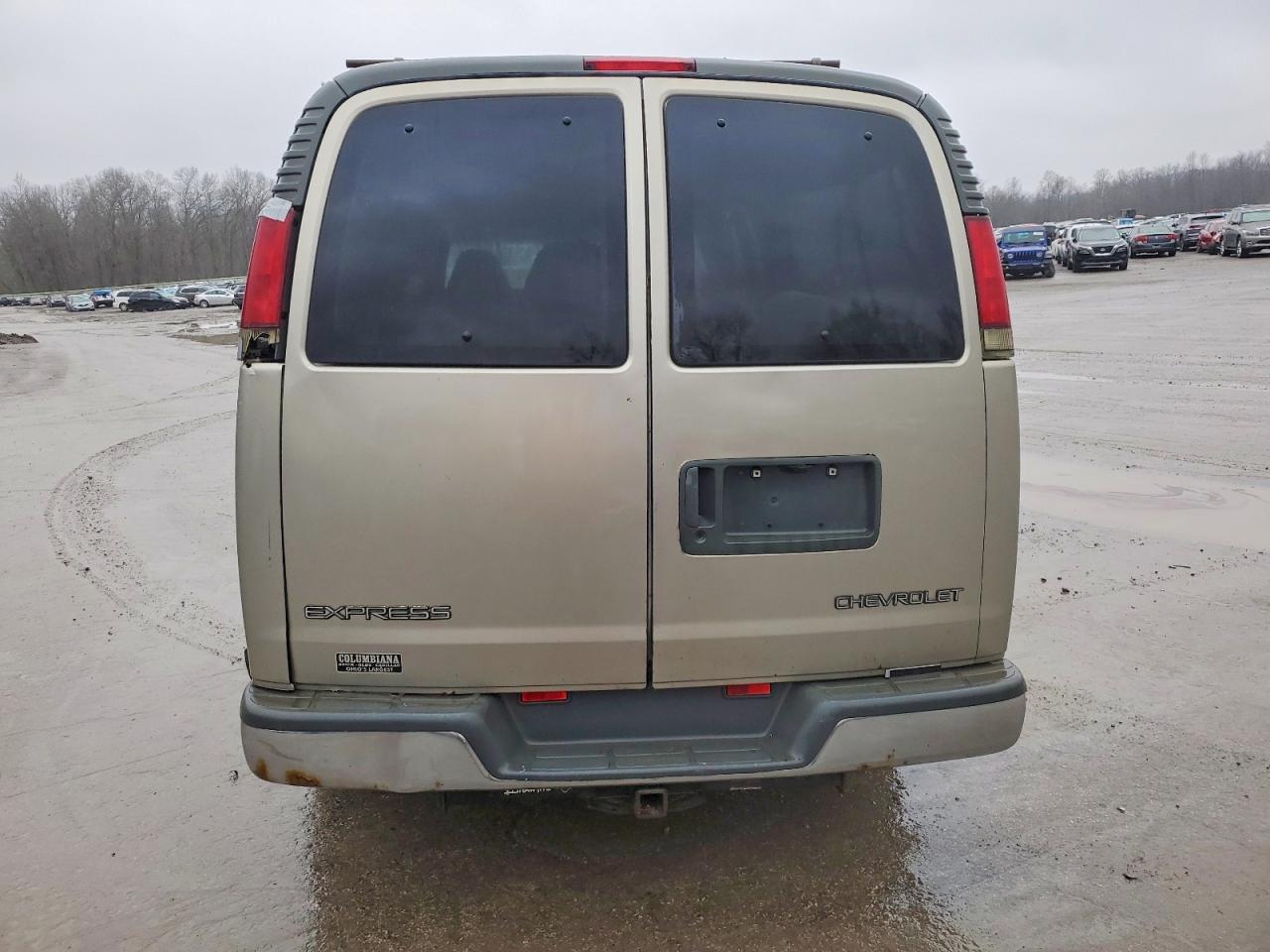 2002 CHEVROLET Express 3500