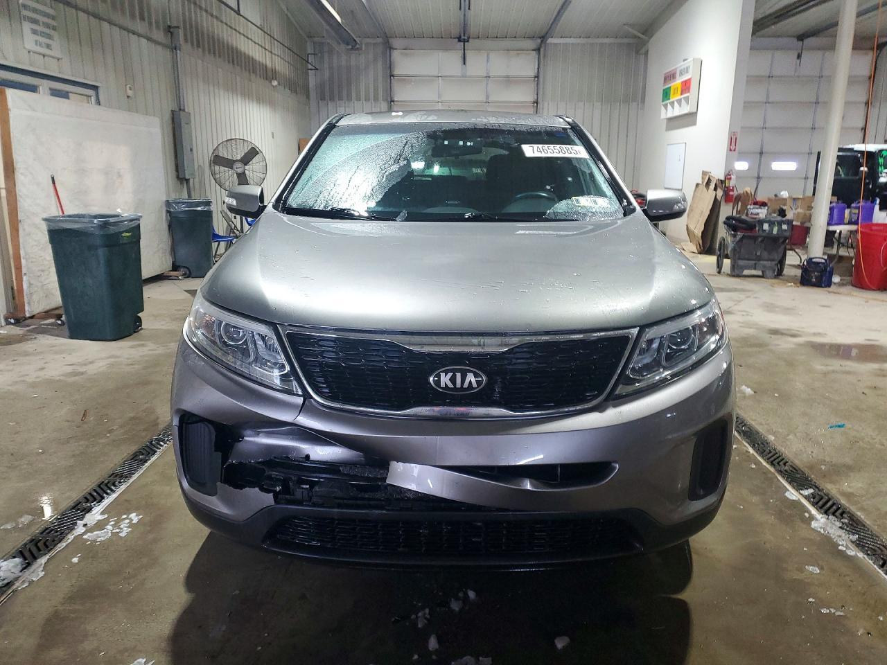 2014 KIA SORENTO
