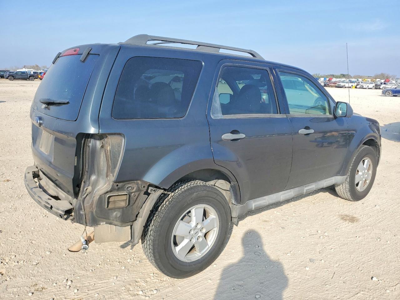 2009 FORD ESCAPE