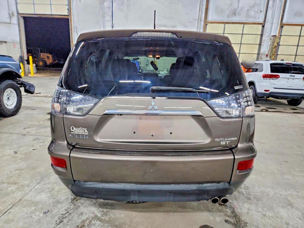 2012 MITSUBISHI outlander
