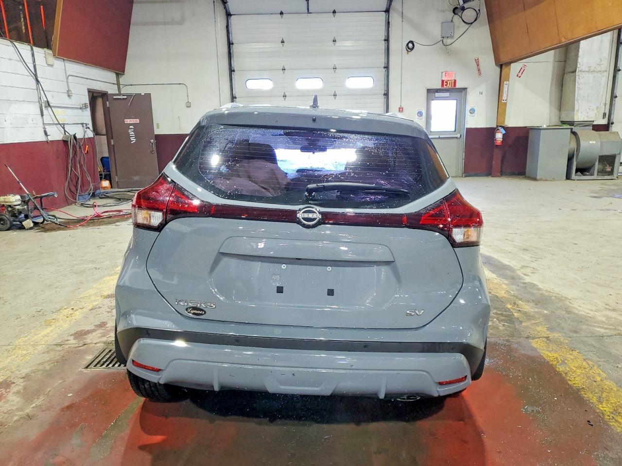 2024 NISSAN KICKS