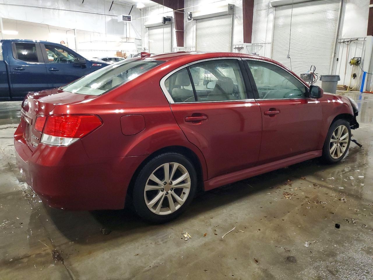 2014 SUBARU Legacy