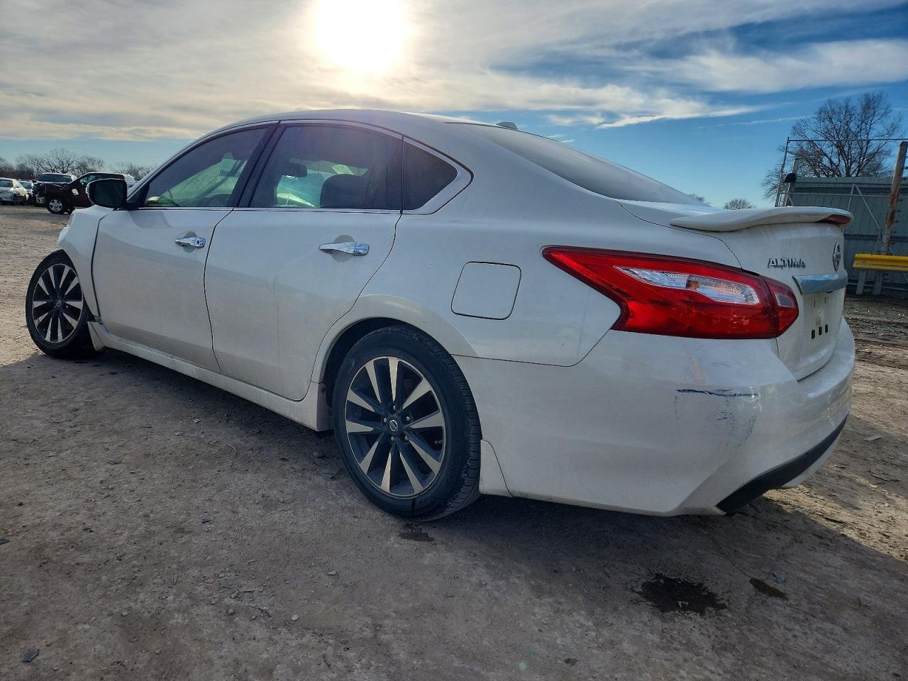 2016 NISSAN ALTIMA