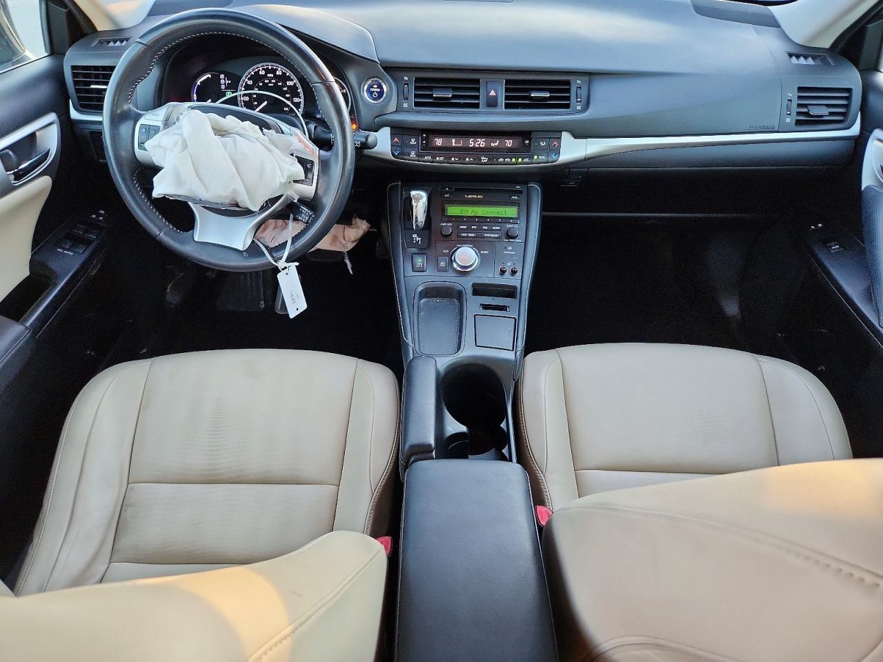 2013 LEXUS CT 200