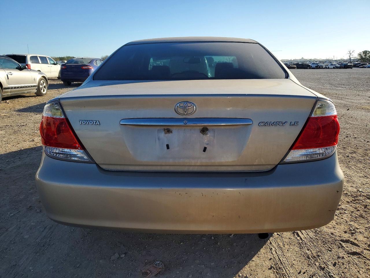 2005 TOYOTA CAMRY
