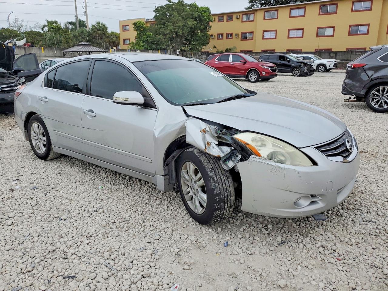 2011 NISSAN ALTIMA