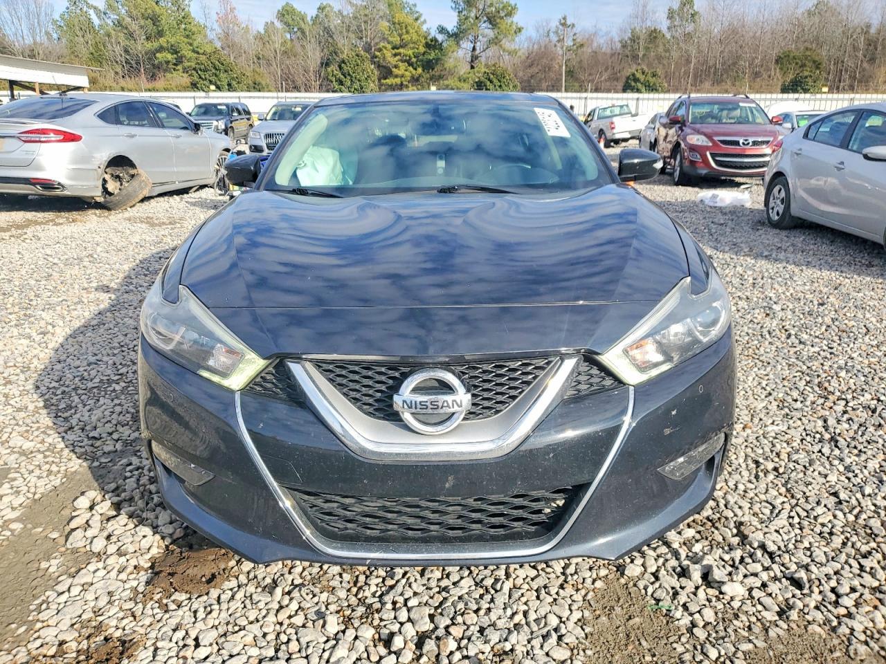 2017 NISSAN Maxima