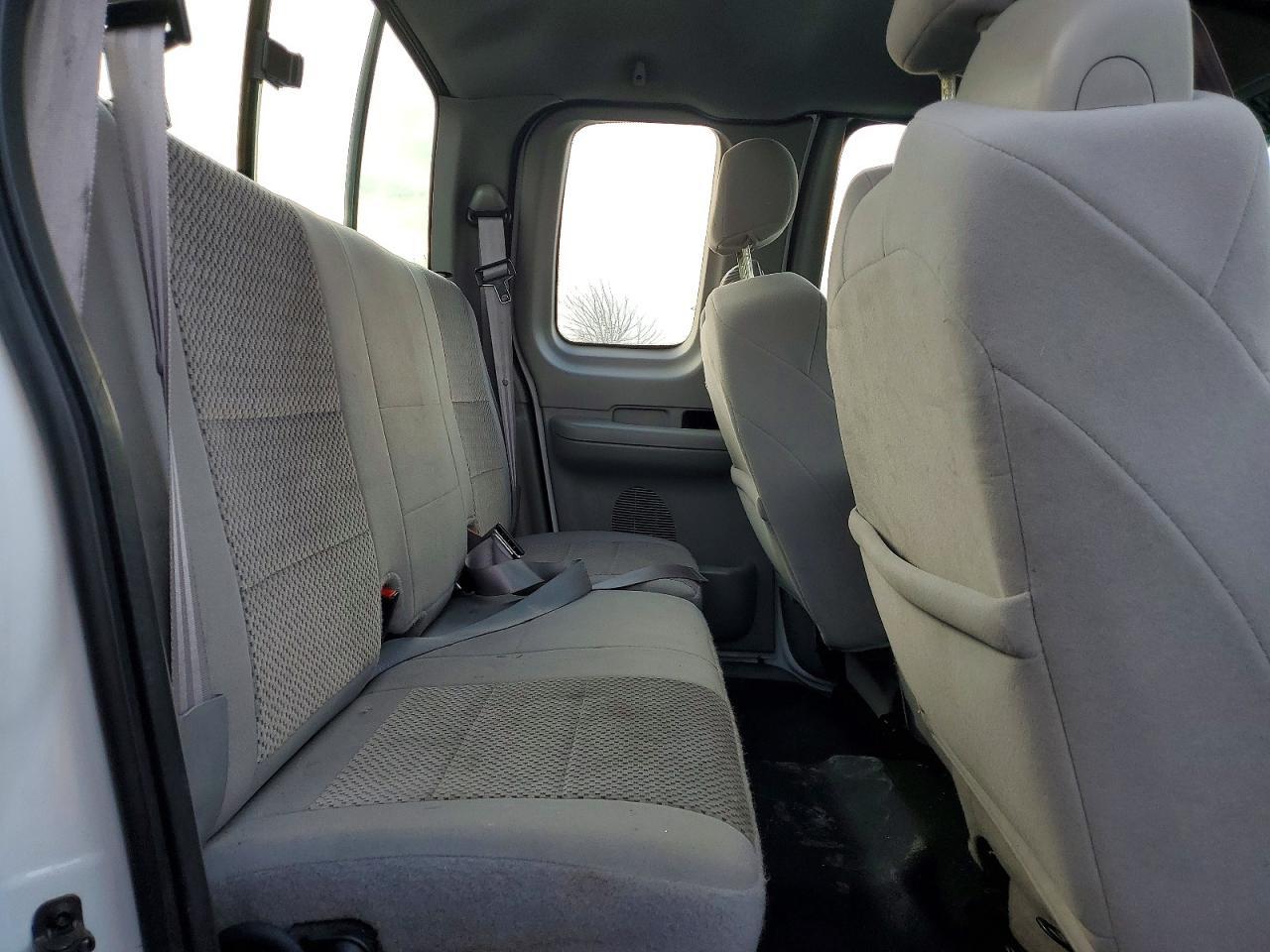 2004 FORD F-150