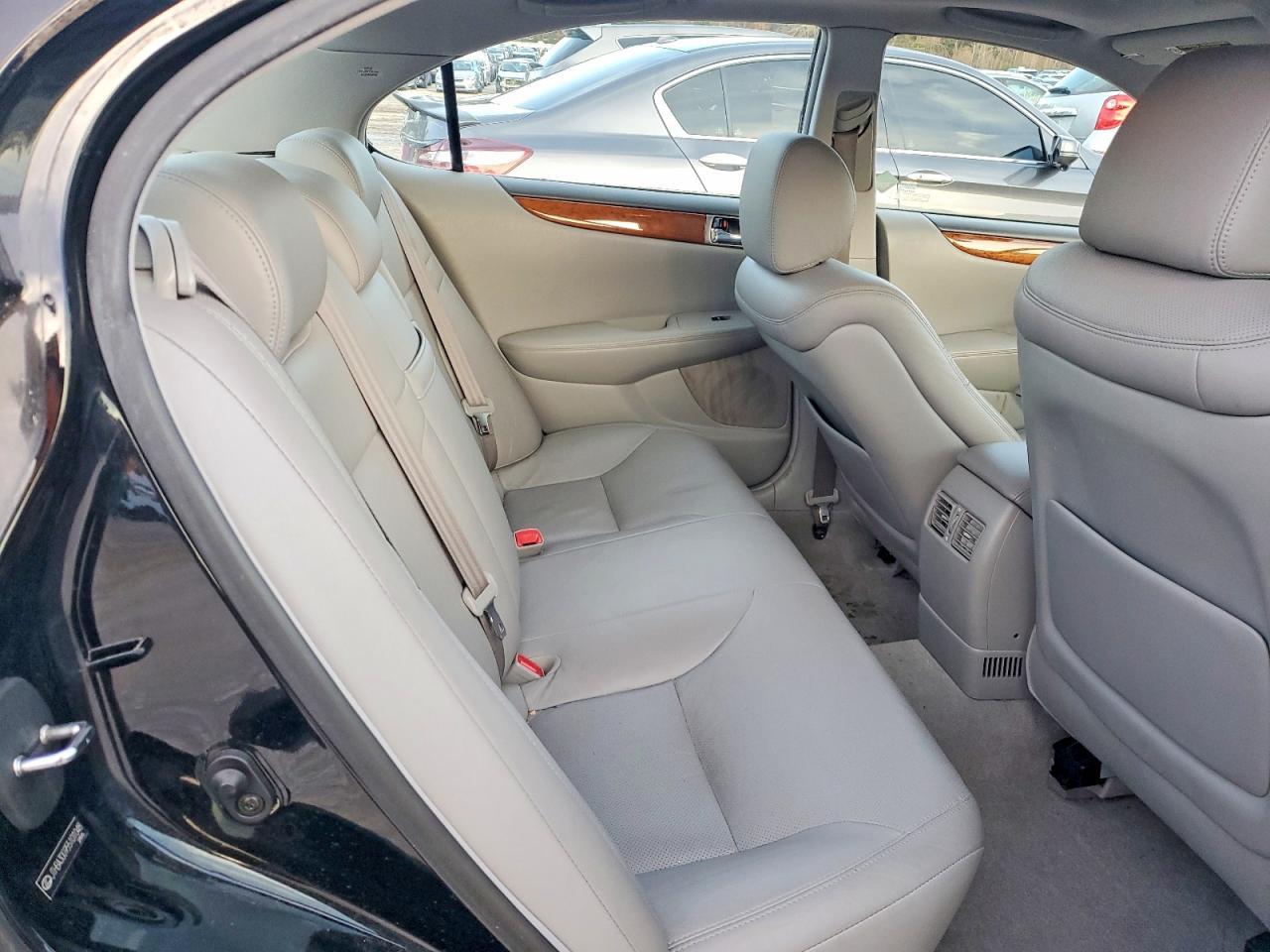 2005 LEXUS ES 330