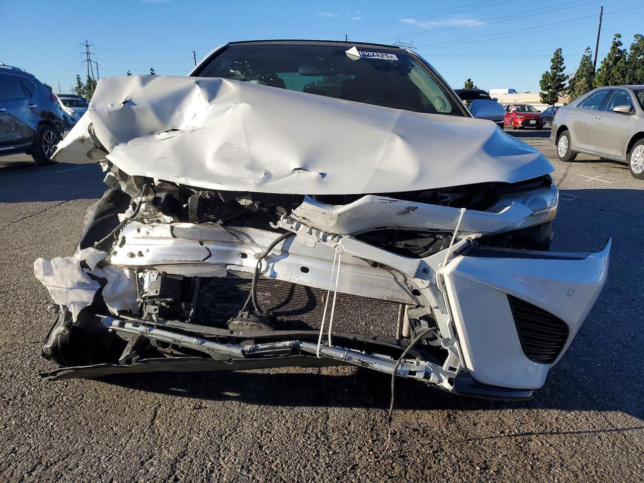 2018 TOYOTA CAMRY