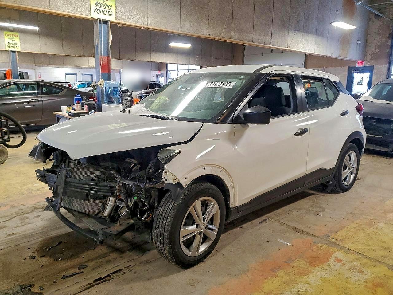 2021 NISSAN KICKS