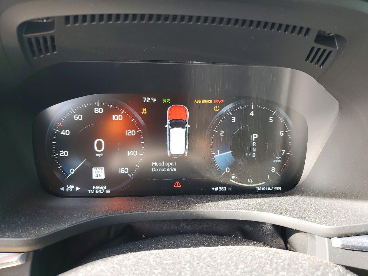 2021 VOLVO XC60