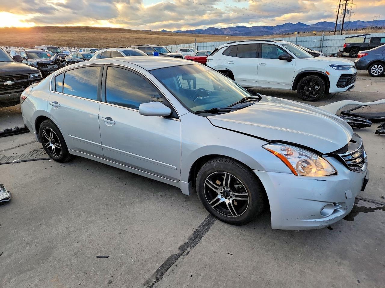 2012 NISSAN ALTIMA