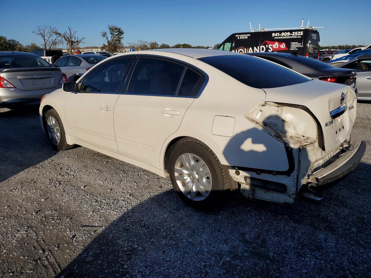2010 NISSAN ALTIMA