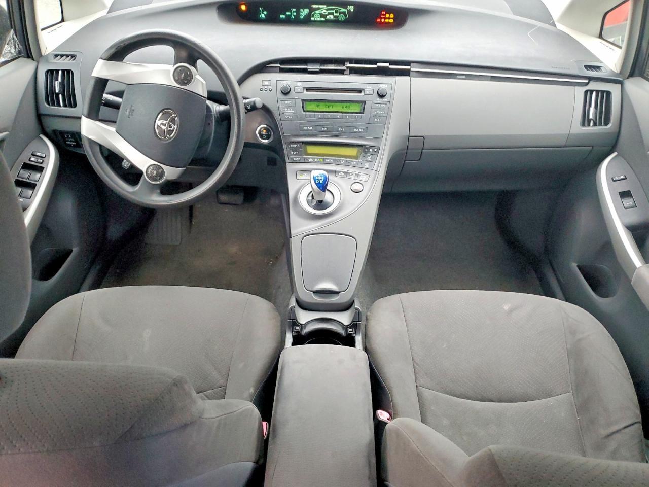 2011 TOYOTA PRIUS