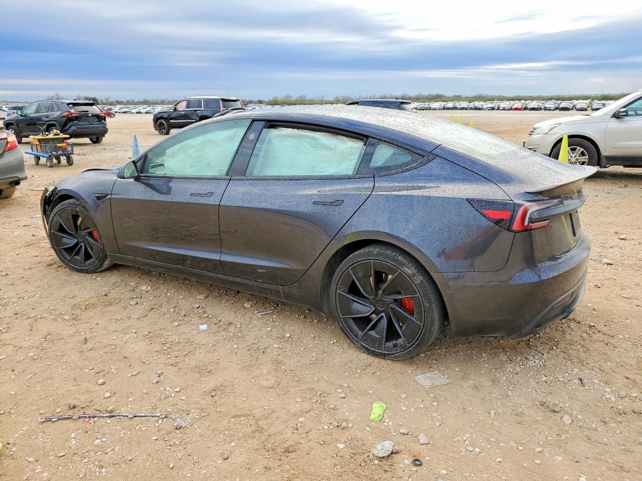 2024 TESLA MODEL 3