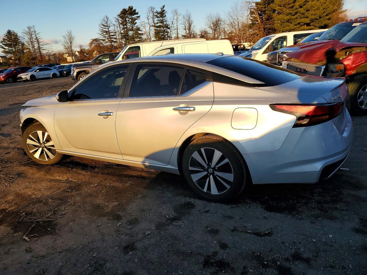 2022 NISSAN ALTIMA