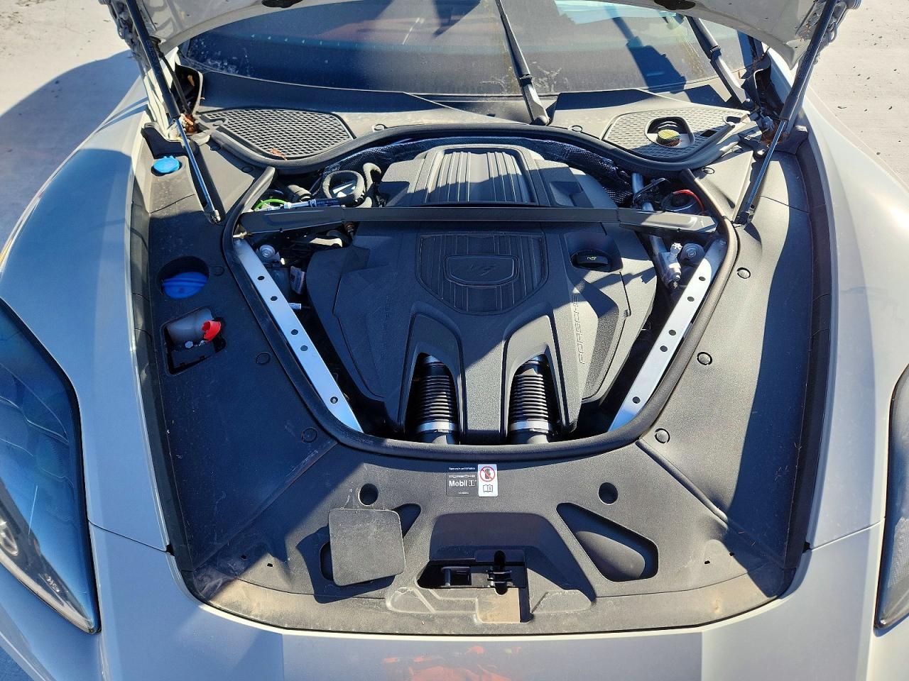 2025 PORSCHE Panamera