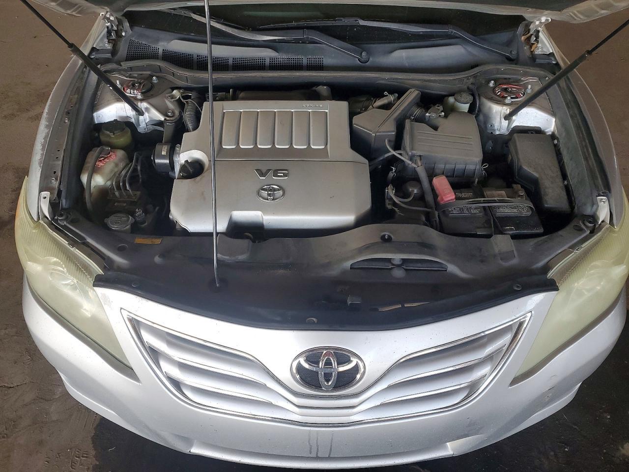 2010 TOYOTA CAMRY