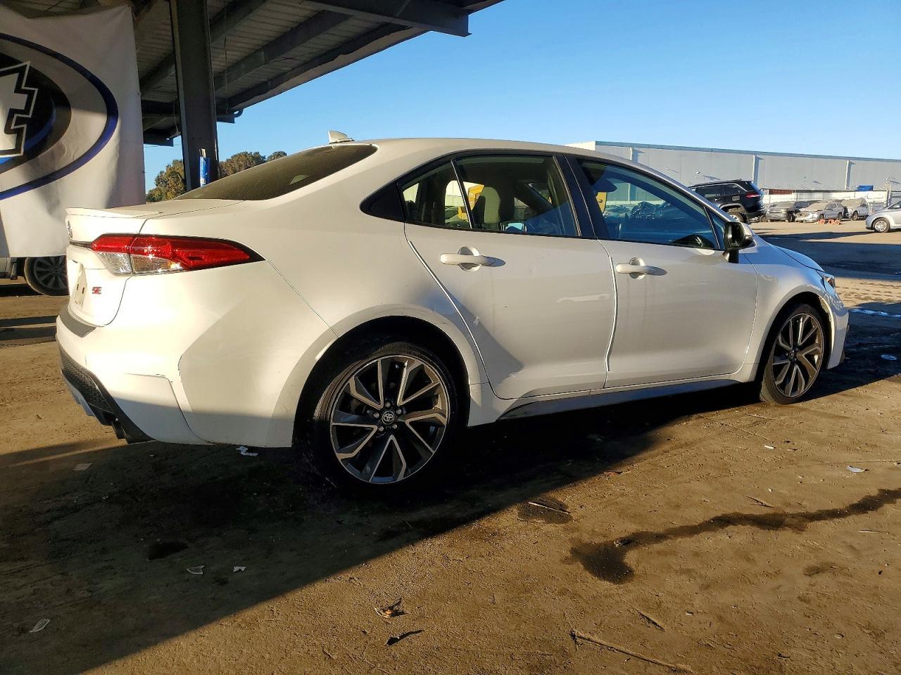 2020 TOYOTA COROLLA