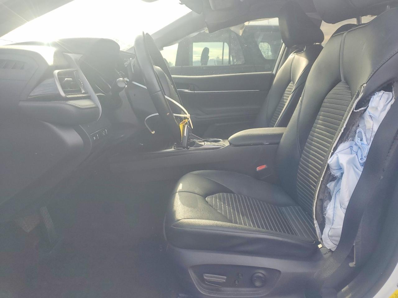 2023 TOYOTA CAMRY