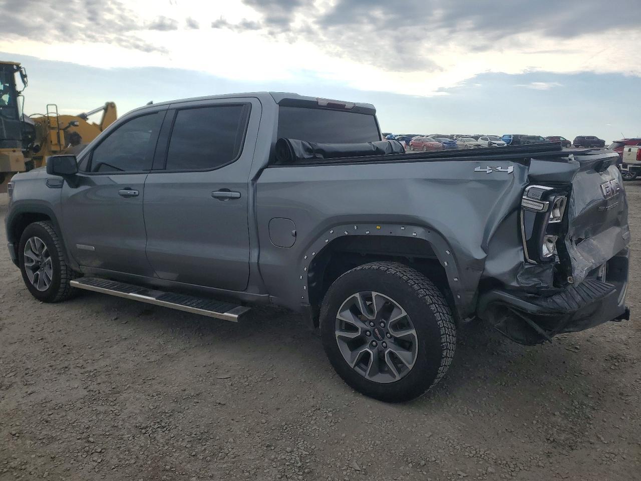 2023 GMC Sierra
