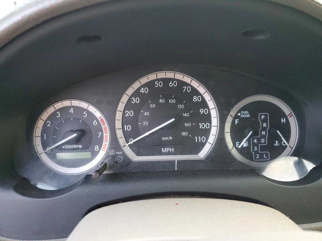 2004 TOYOTA SIENNA
