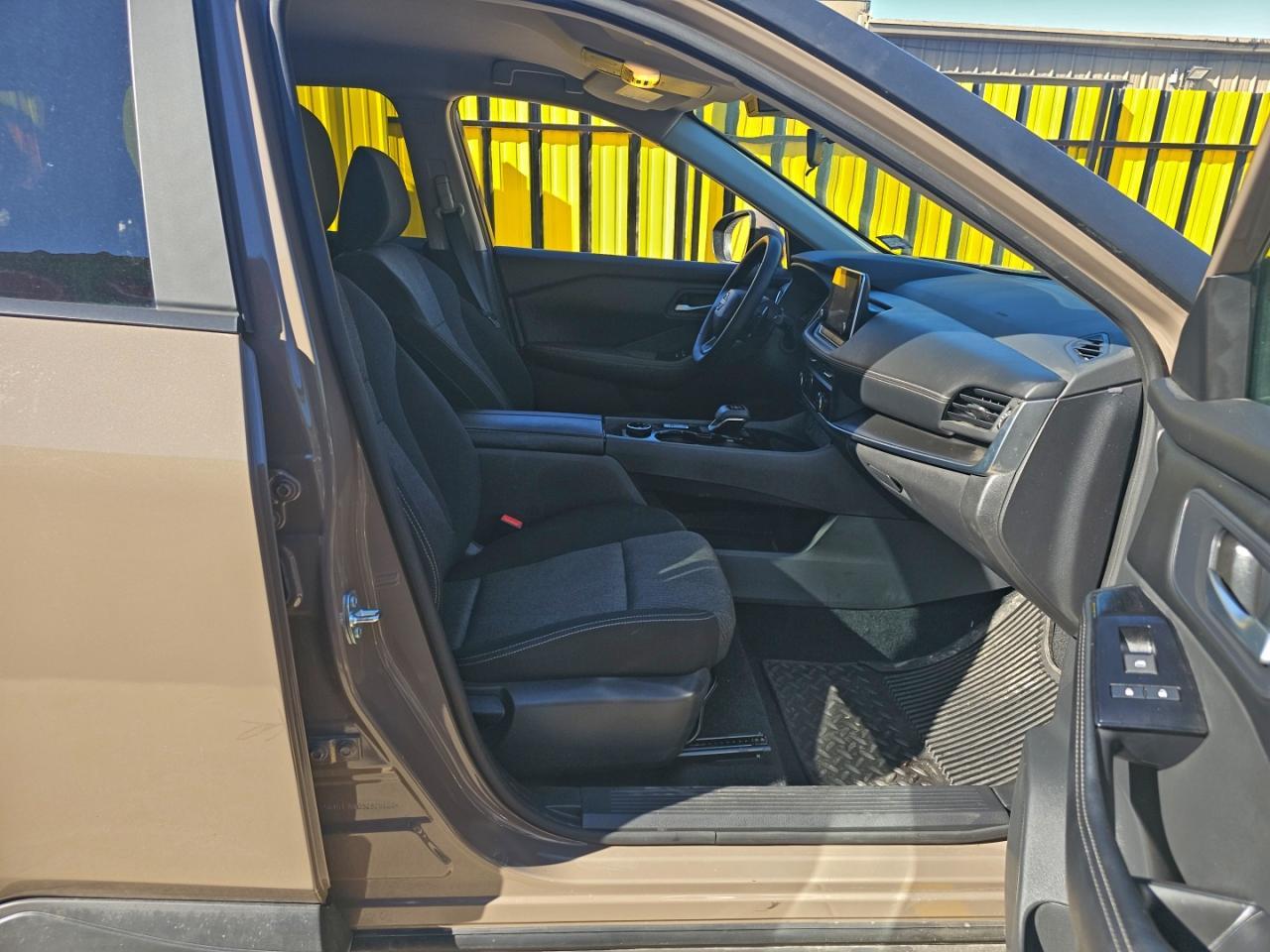 2025 NISSAN ROGUE