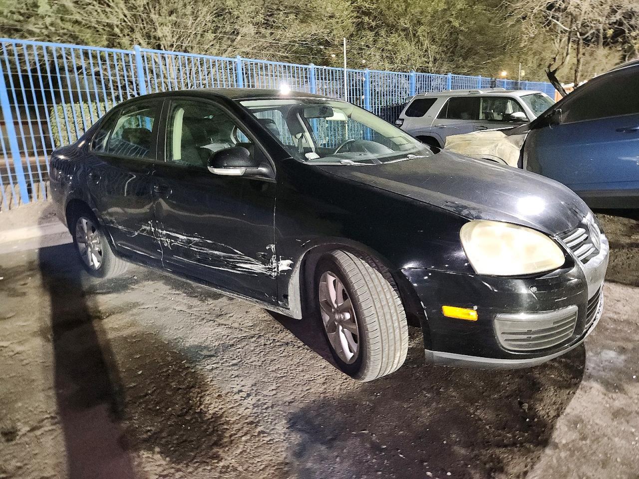2010 VOLKSWAGEN JETTA