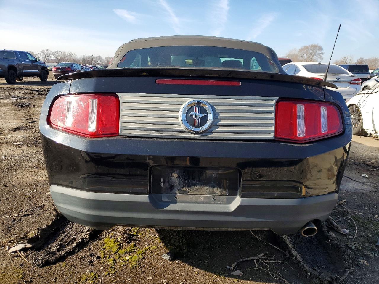2010 FORD MUSTANG
