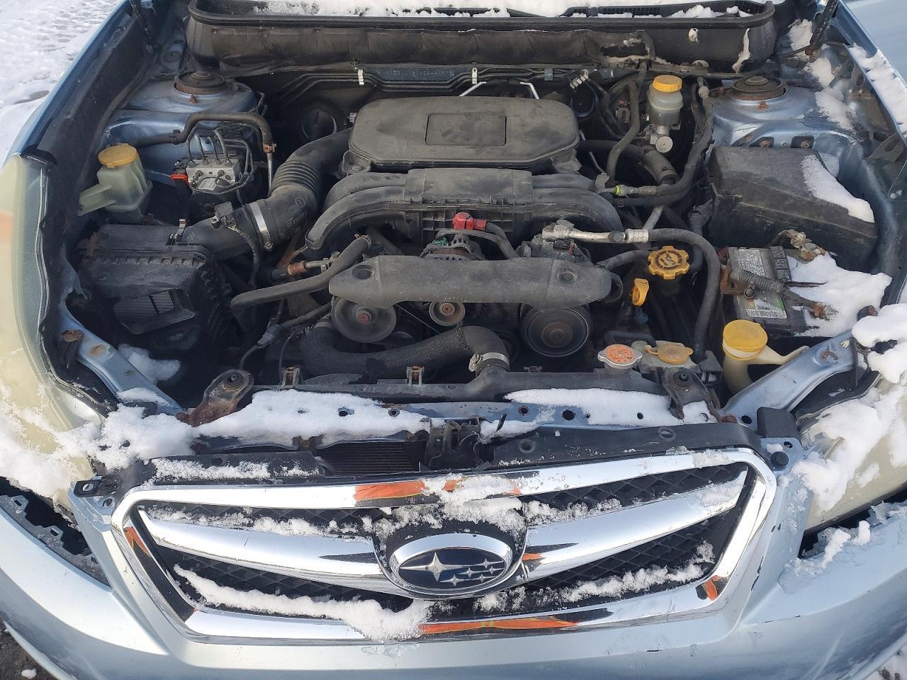 2010 SUBARU Legacy