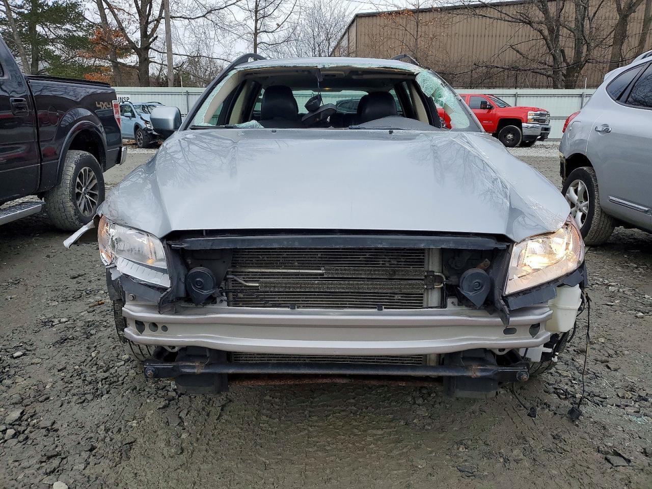 2008 VOLVO XC70