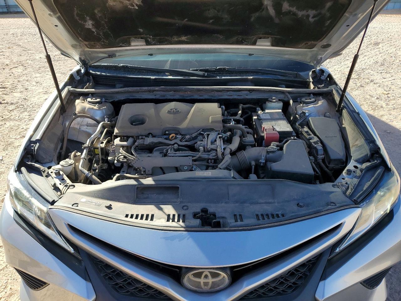 2018 TOYOTA CAMRY
