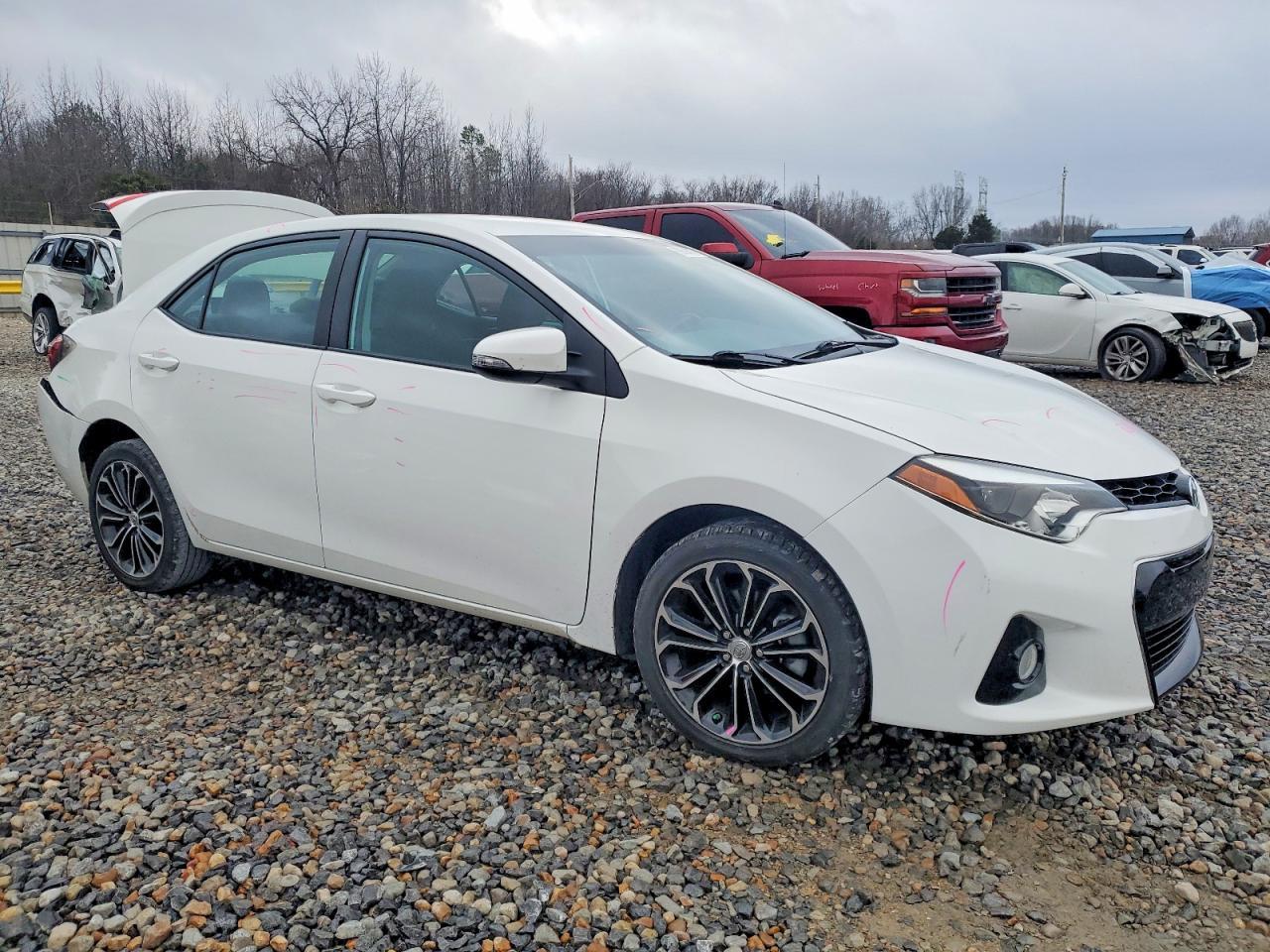 2016 TOYOTA COROLLA