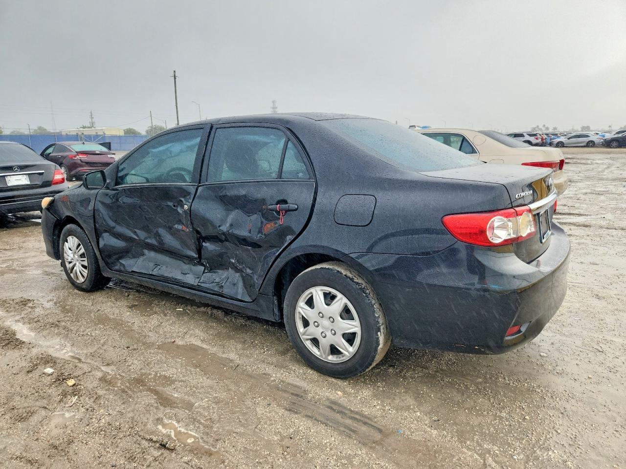 2013 TOYOTA COROLLA